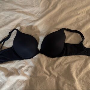 SKIMS fits everybody push-up tshirt bra